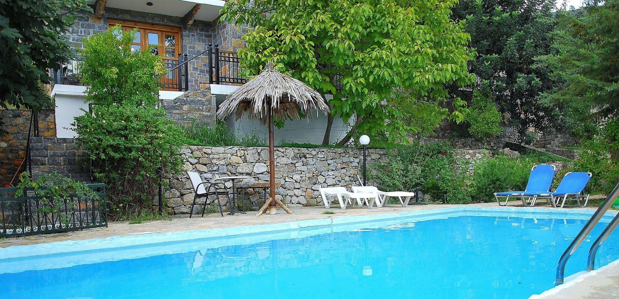 איסטרו Giannikakis Villas מראה חיצוני תמונה
